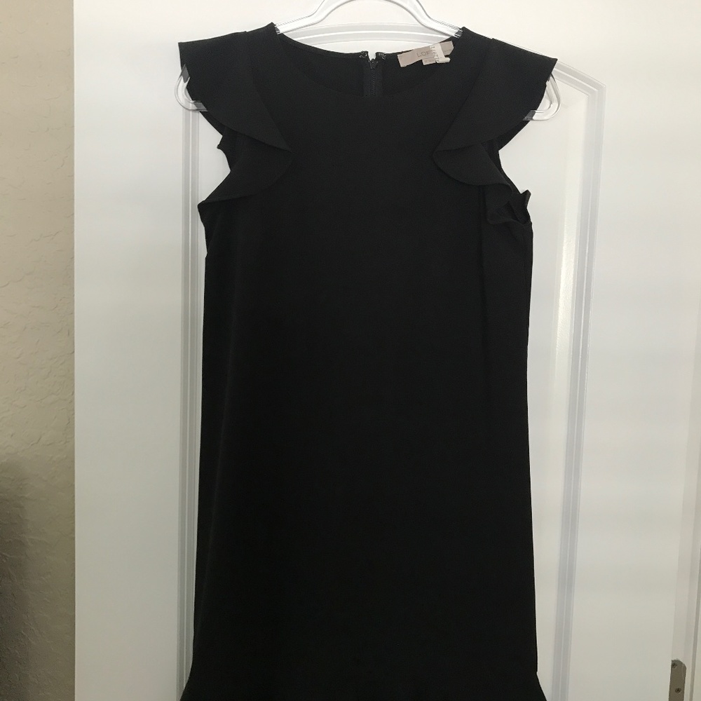 Ann Taylor Loft black ruffle detail dress size 2 petite